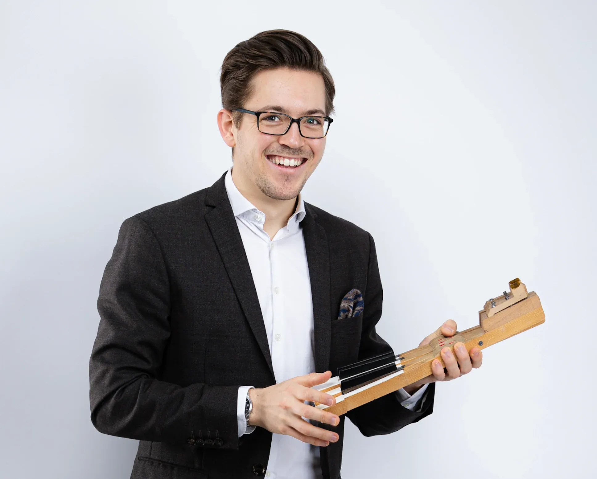 Maurice Imhof am Instrument, Porträt